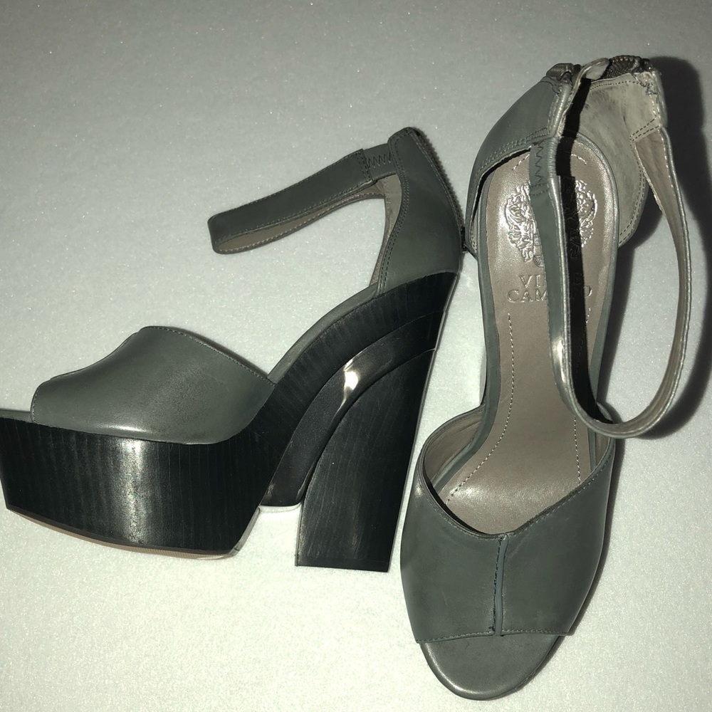 Vince Camuto Wedges